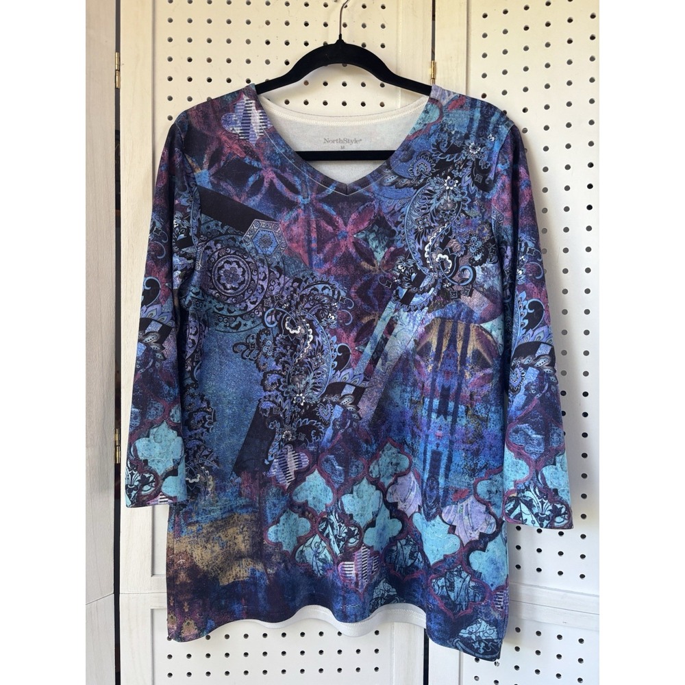 North Style Women's M V Neck 3/4 SLV Colorful Paisley Lightweight Sweater Blouse